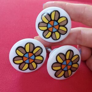 Ceramic Knobs Reto Flowers 